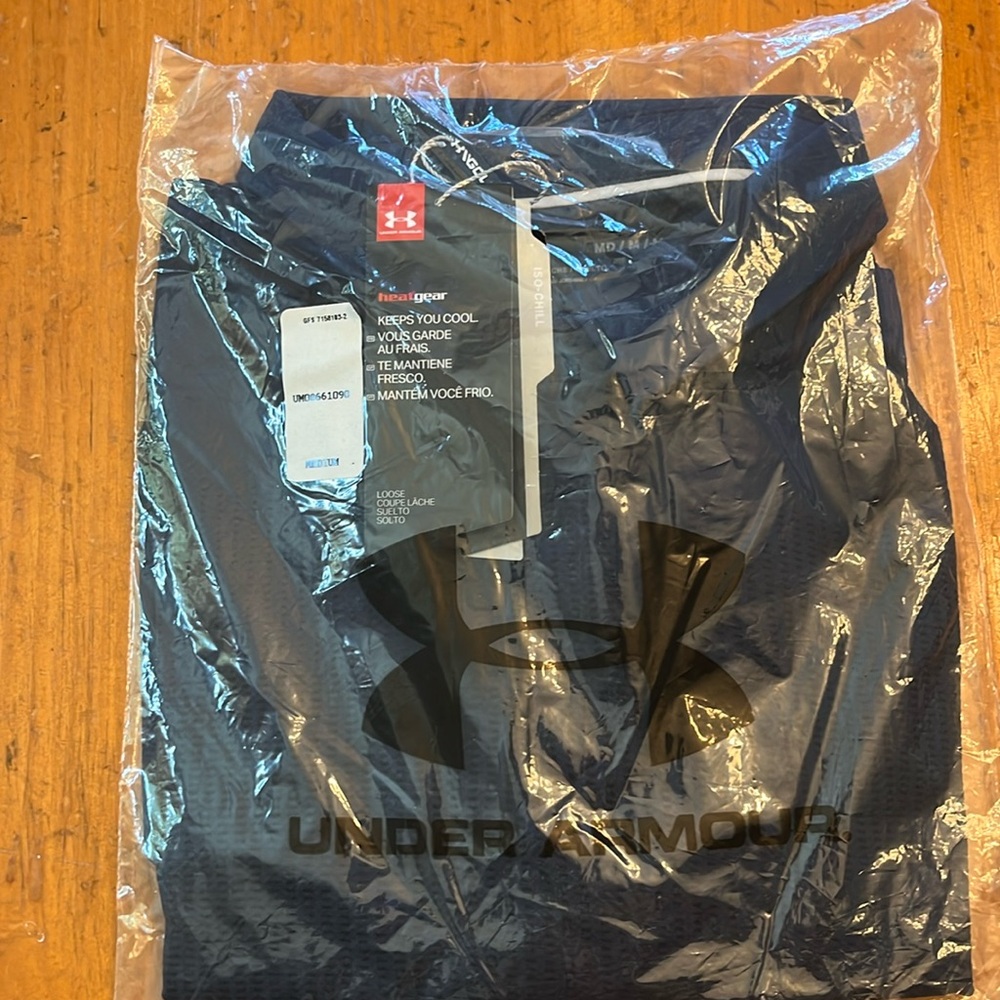 Under Armour Men’s Golf Polo Size Medium - Dark Navy